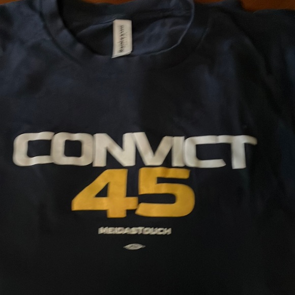 Bnwt GRAPHIC TSHIRT - Picture 1 of 5